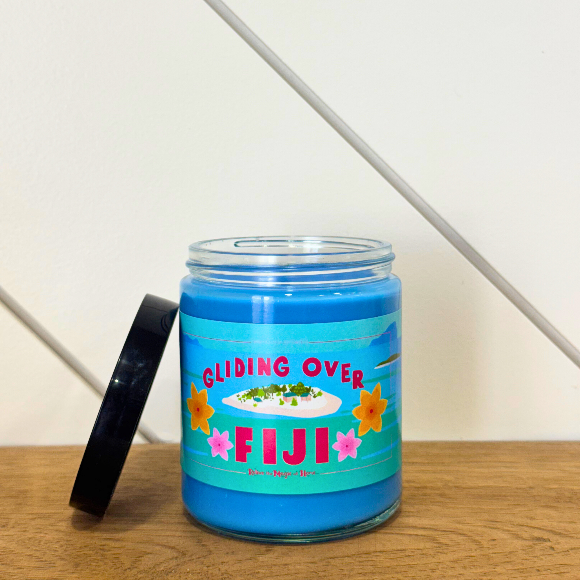 Gliding Over Fiji Candle – Soarin’ Ocean Breeze Scented Candle