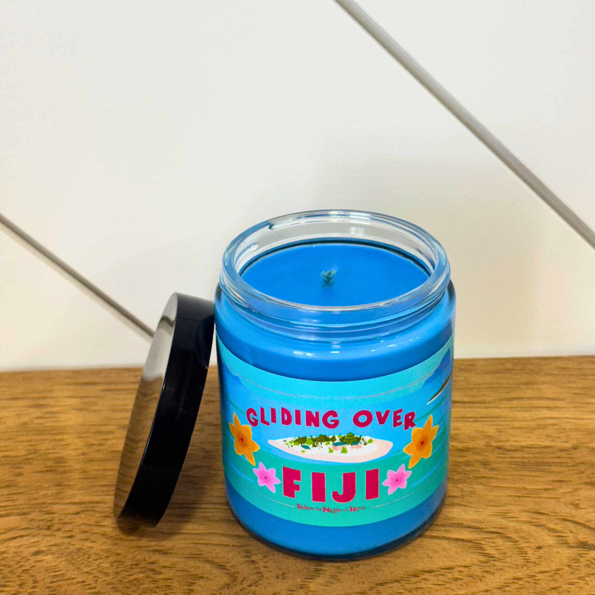 Gliding Over Fiji Candle – Soarin’ Ocean Breeze Scented Candle